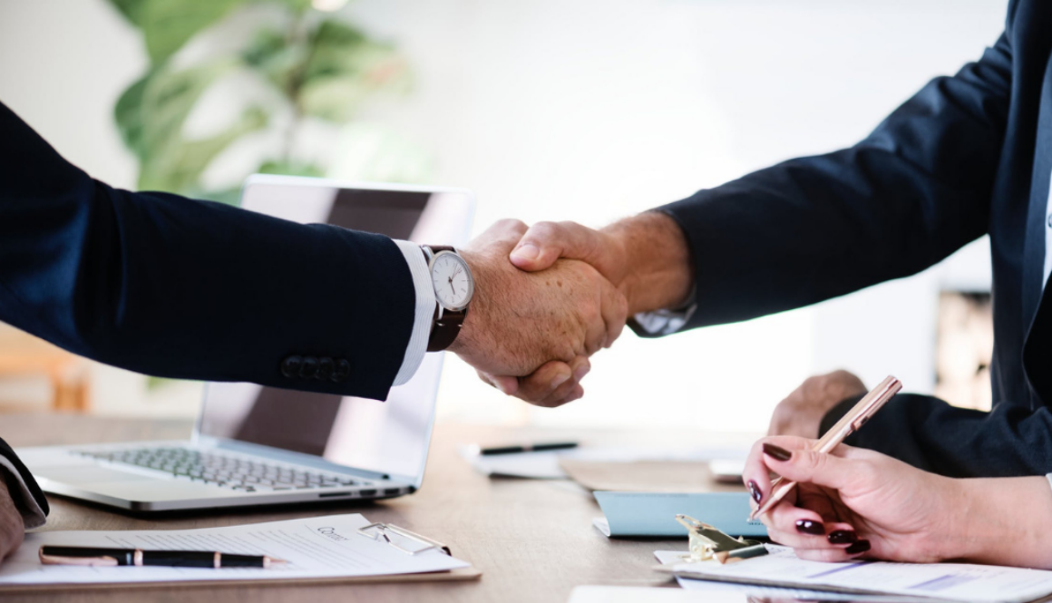 choosing the right financial advisor